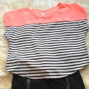Short sleeve blouse